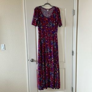 Like new! Beautiful Ana dress!